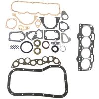 Engine gasket set with oil seal