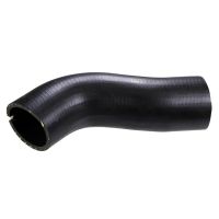 Charge air hose on intercooler