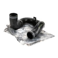 Charge air hose on intercooler