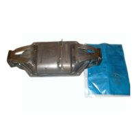 Catalytic converter on exhaust manifold