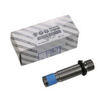 Nozzle for oil cooler heat exchanger