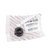 Elastic bushing for the cooler