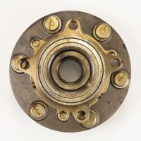 Wheel bearing set in front