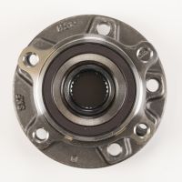Front wheel hub