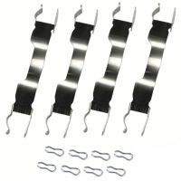 Set of clamps for brake pads for 1 axle