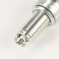 Spark plug CR7EKC