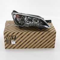 Headlamp black right from construction year 2014