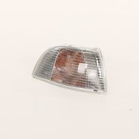 Indicator front right with socket