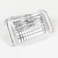 Indicator cap on the left in the mirror for 16 watt indicators