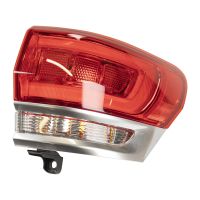 Right tail light