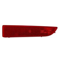 Reflector red in bumper right