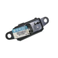 Tailgate latch rear traverse