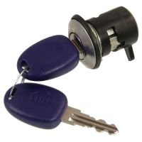 Cylinder lock with door closing cylinder left