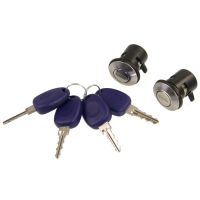 Set of cylinder locks with door closing cylinder