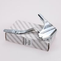 Engine bonnet hinge right