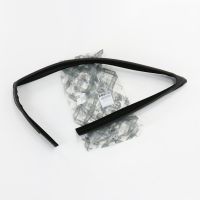 Door seal front top on window right