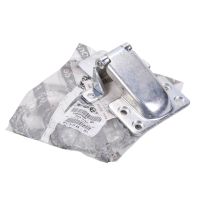 Door hinge top right rear door