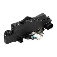 Door lock on the front door on the left