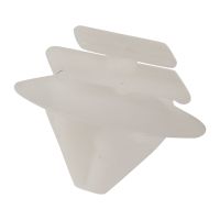 Clamping piece for wind deflector