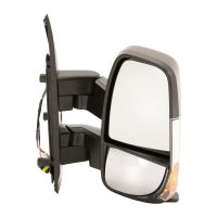 Electrically heated exterior mirror on the right, short arm