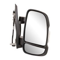 Exterior mirror on the right