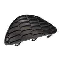 Cladding right on the front bumper