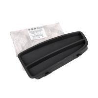 Grille cover cap for the front bumper left