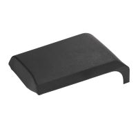 Left rear bumper corner