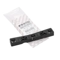 Bumper bracket front left