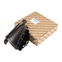 Trim front on the bumper right