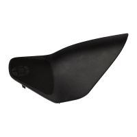 Grille for the door in the front right inside