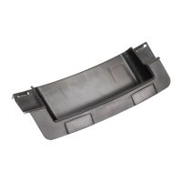 Bumper trim in front on the left