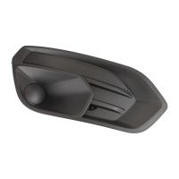 Blind plug bumper in front on the right