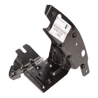 Front right fender bracket