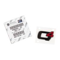 Lettering "Q4" on the back