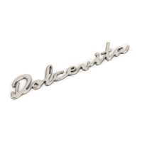 Emblem, lettering "Dolcevitas"